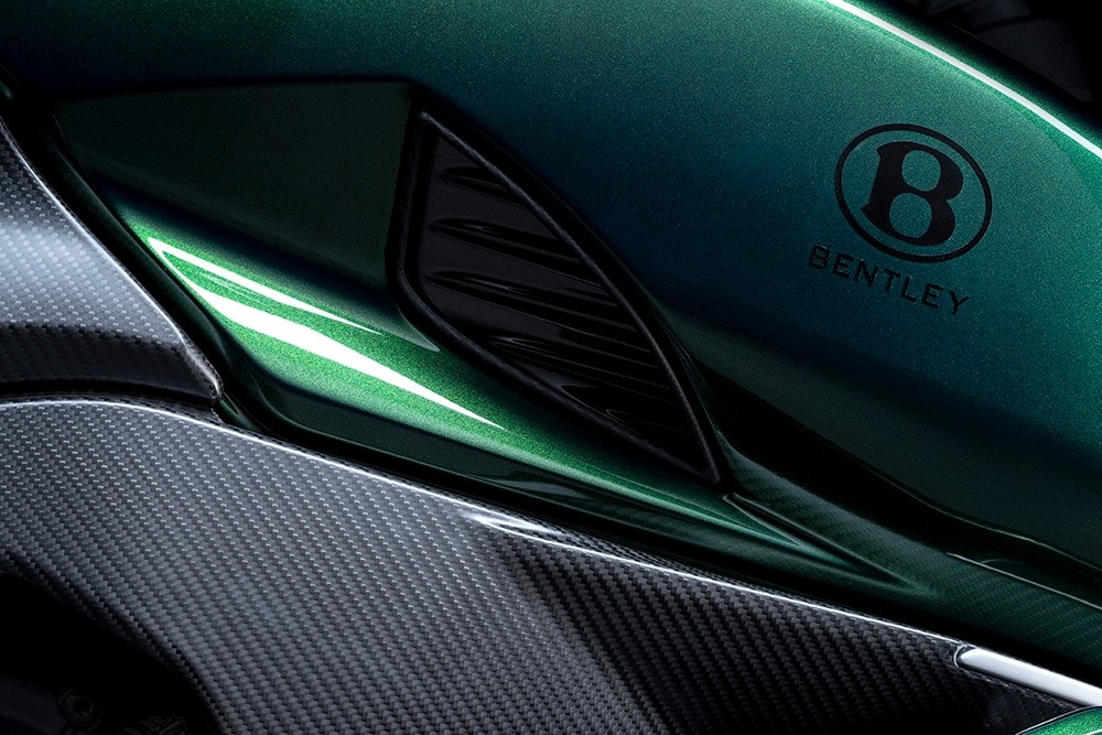 Ducati e Bentley: due serie davvero speciali per la Diavel V4